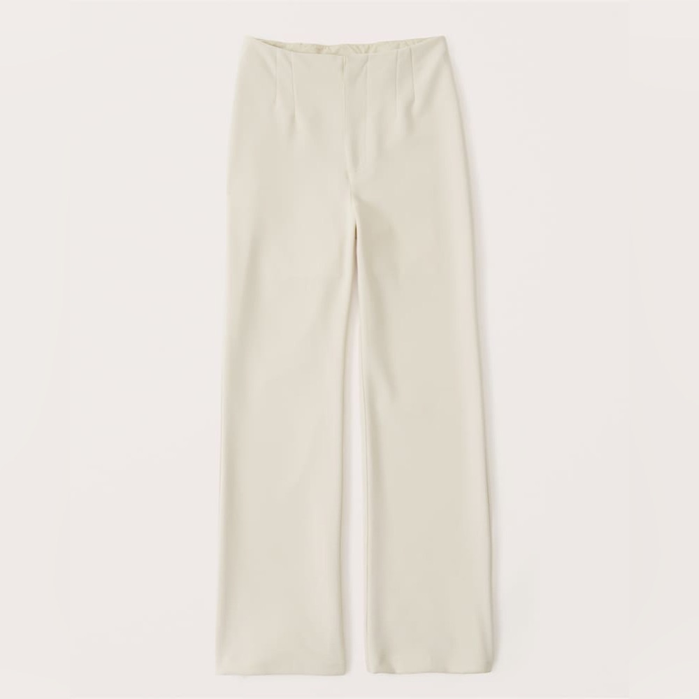 Abercrombie Elevated Flare Pants in Cream NWT Size Small Short